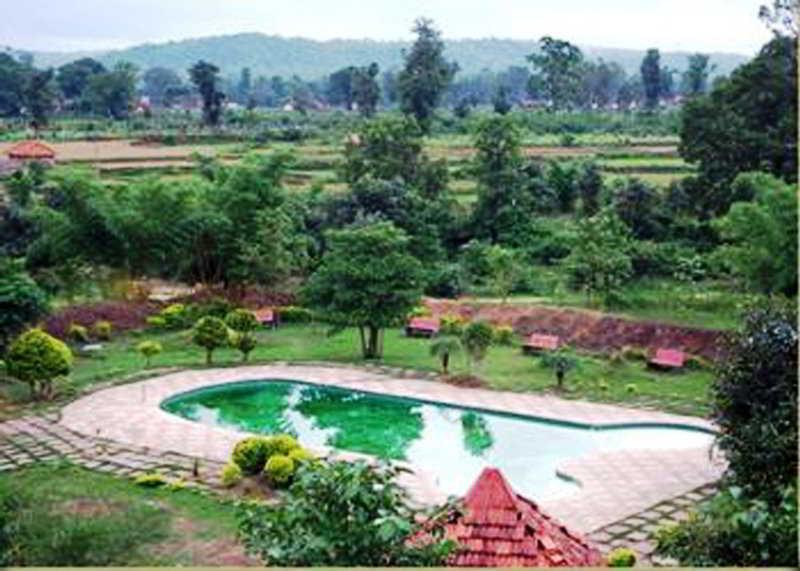 Mogli Resort Kanha Exterior photo