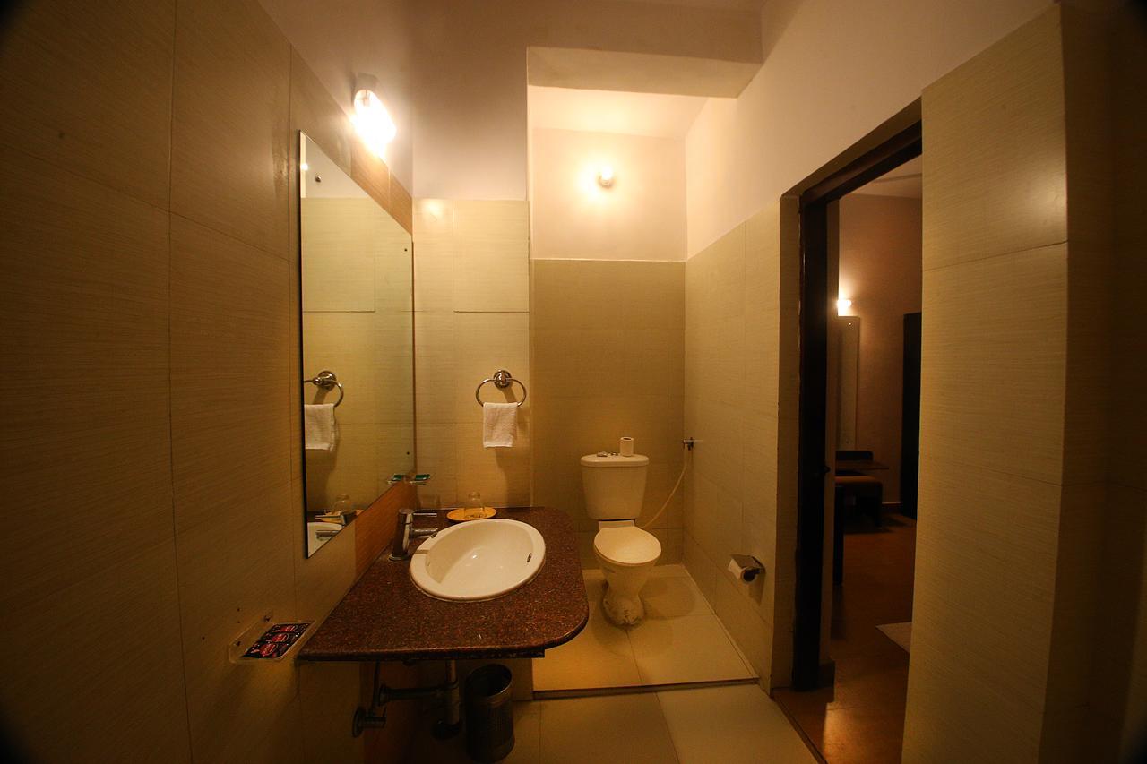 Mogli Resort Kanha Exterior photo