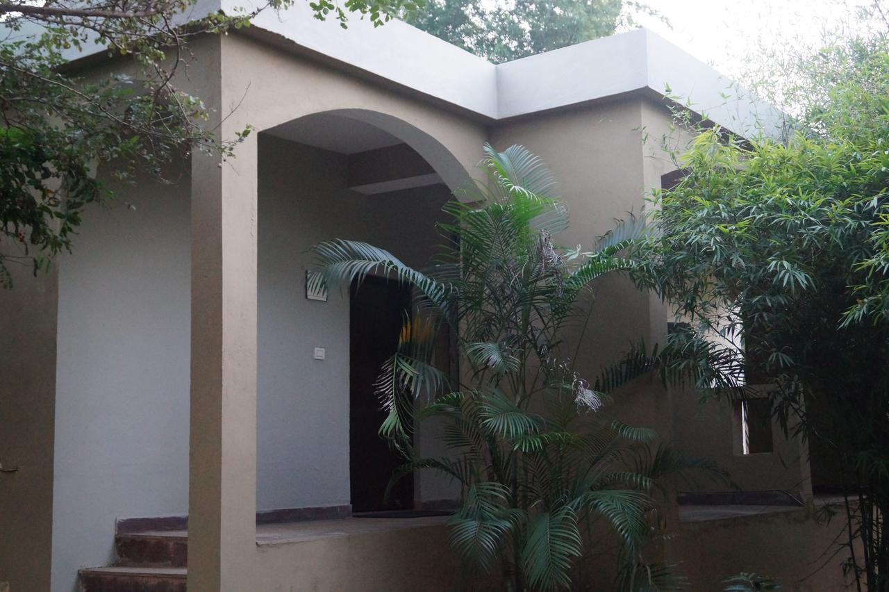 Mogli Resort Kanha Exterior photo