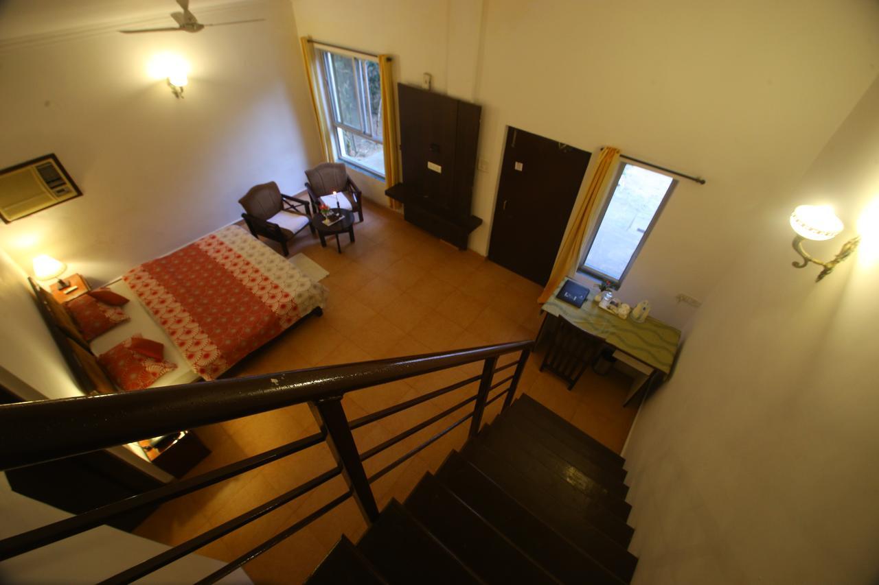 Mogli Resort Kanha Exterior photo